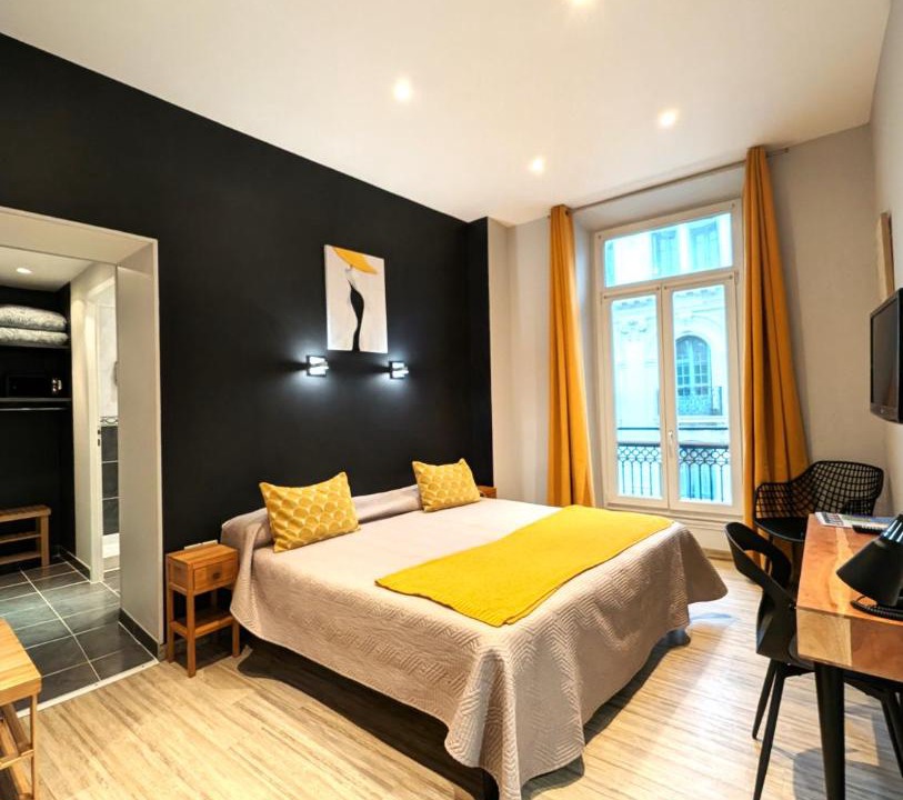 Photo of Bedroom in Jean-Medecin
