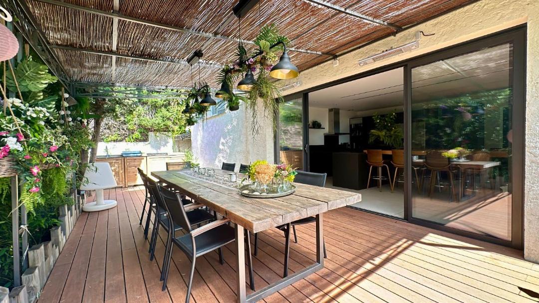 Photo of Patio Balcony in La Croix des Gardes
