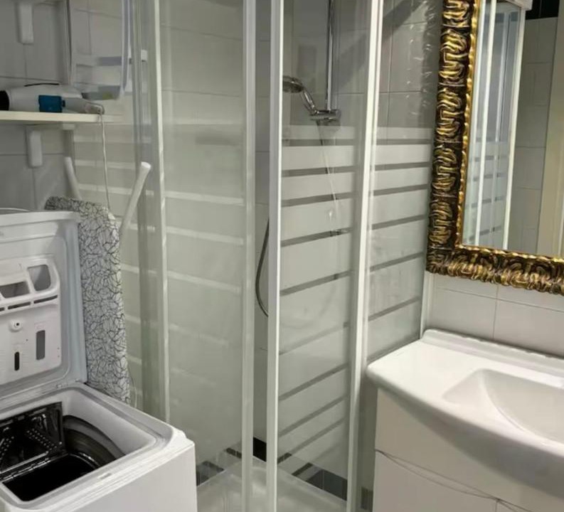 Photo of Bathroom in Beausoleil