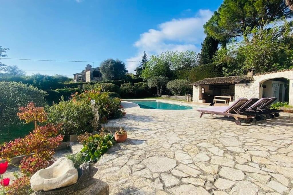 Photo of Others in Vence