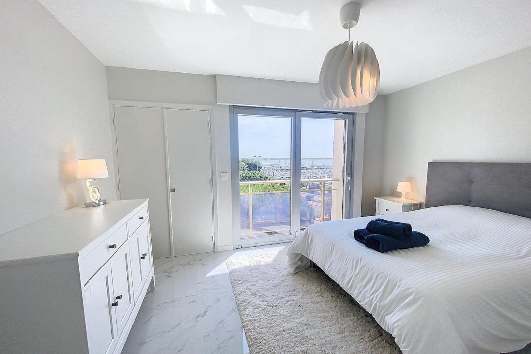 Photo of Bedroom in Saint-Laurent-du-Var