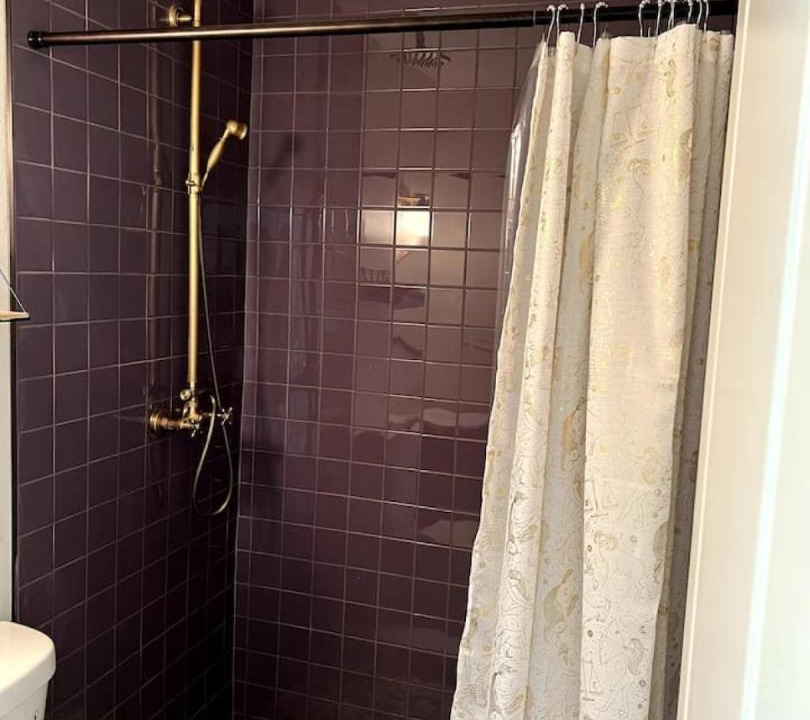 Photo of Bathroom in Colonialtown North
