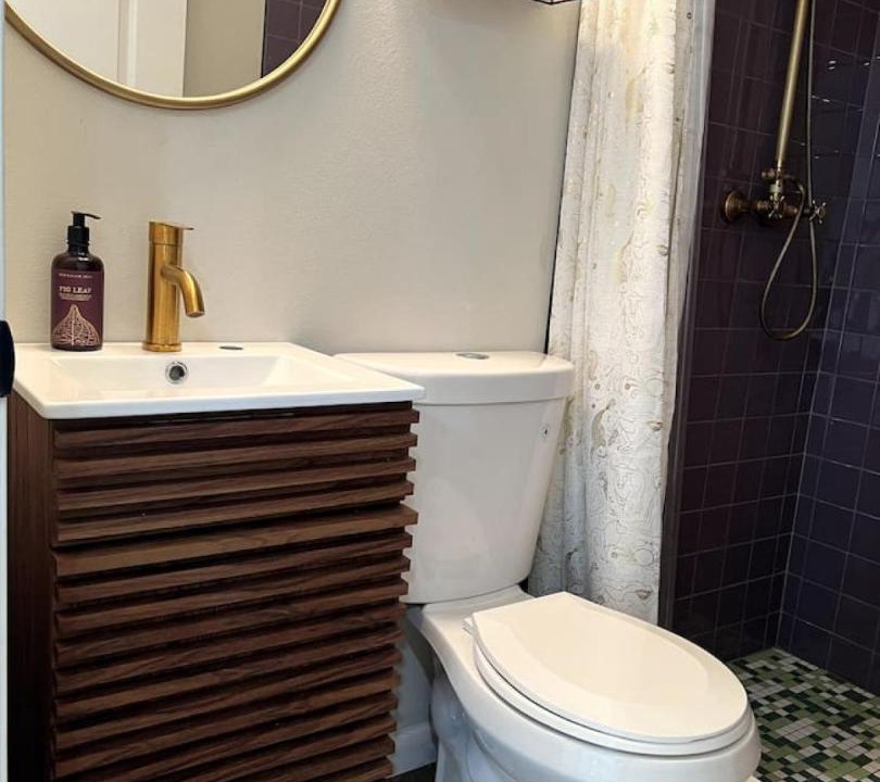 Photo of Bathroom in Colonialtown North