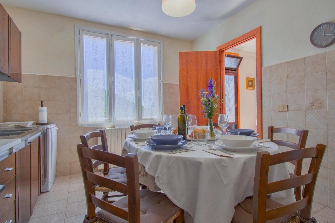 Photo of Kitchen in Montefegatesi