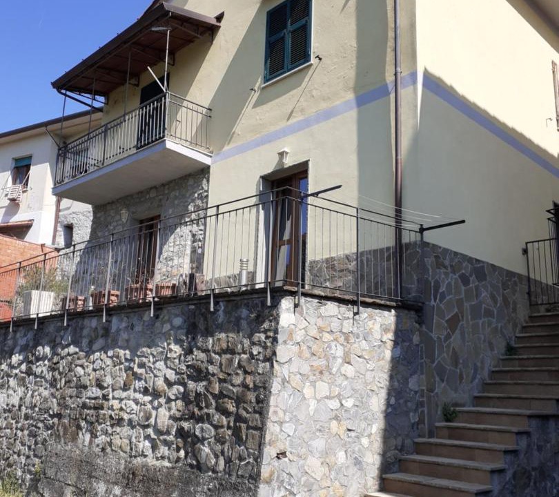 Photo of Others in Maglietola