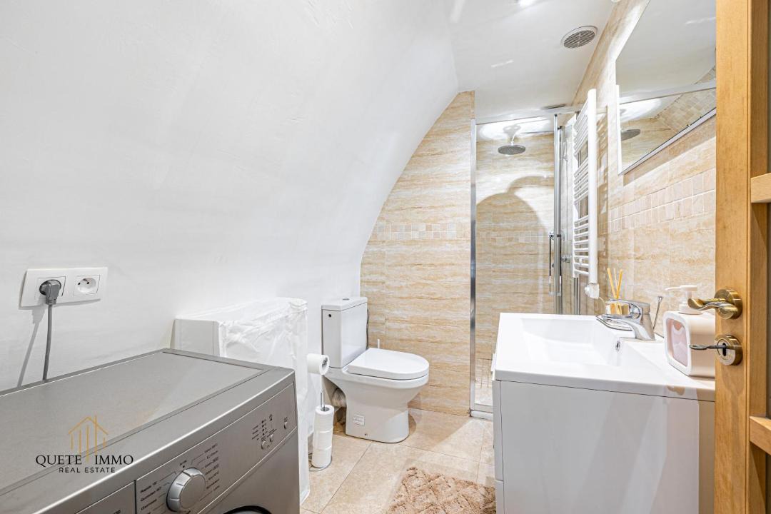 Photo of Bathroom in Peille