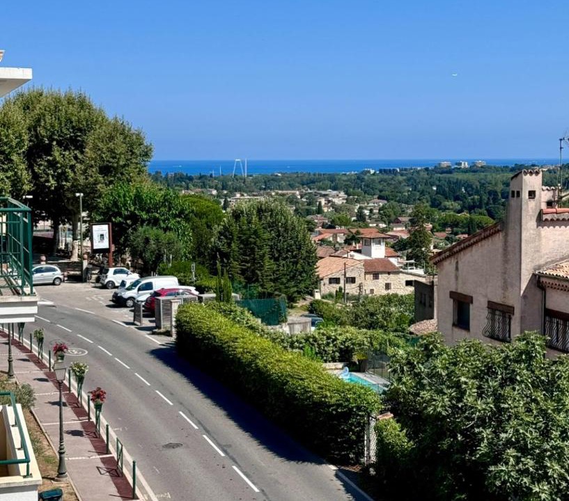 Photo of Others in Biot
