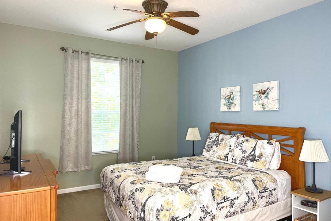 Photo of Bedroom in Windsor Hills