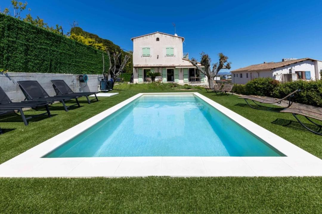 Photo of Outdoor in Villeneuve-Loubet