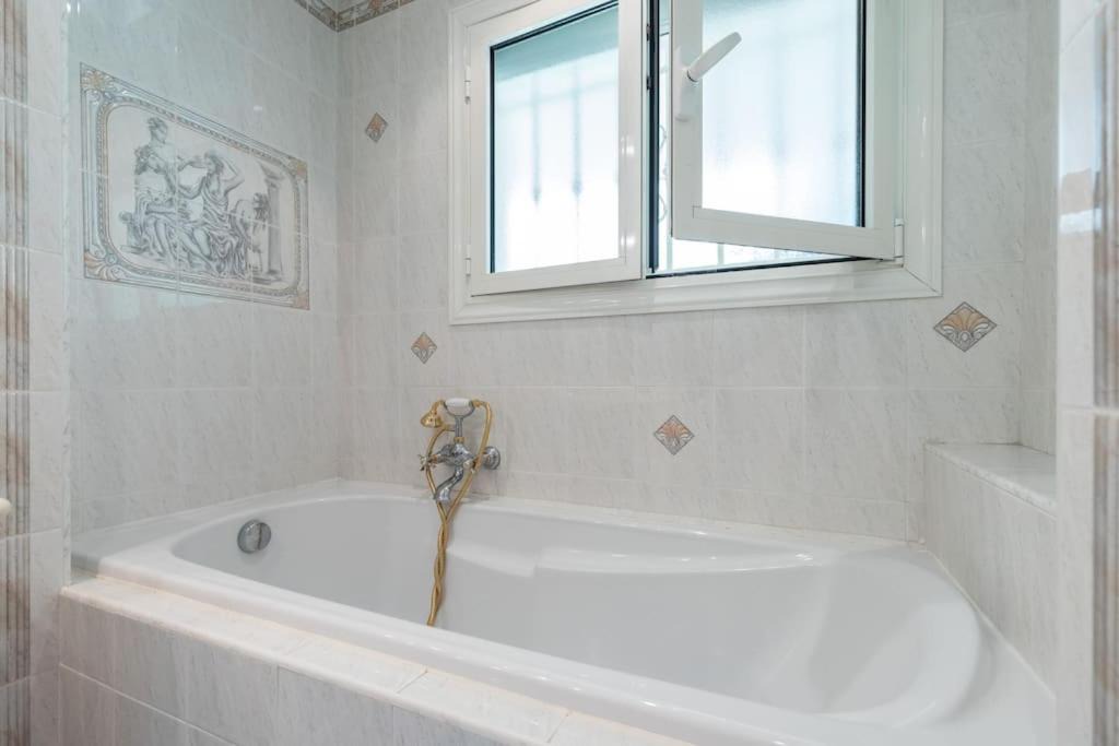 Photo of Bathroom in Riquier