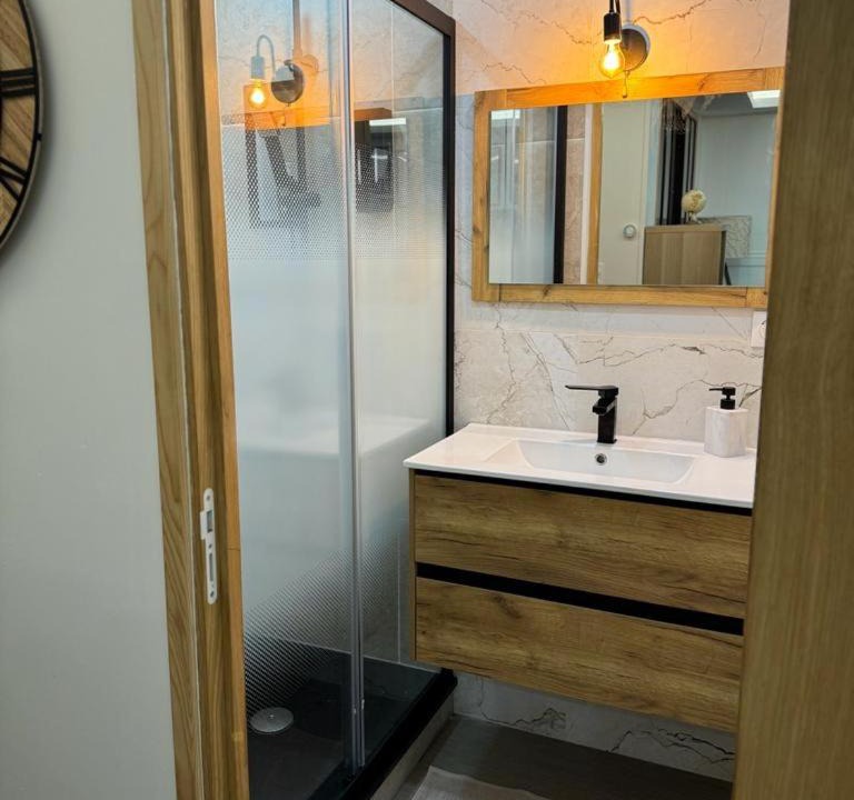 Photo of Bathroom in La Californie