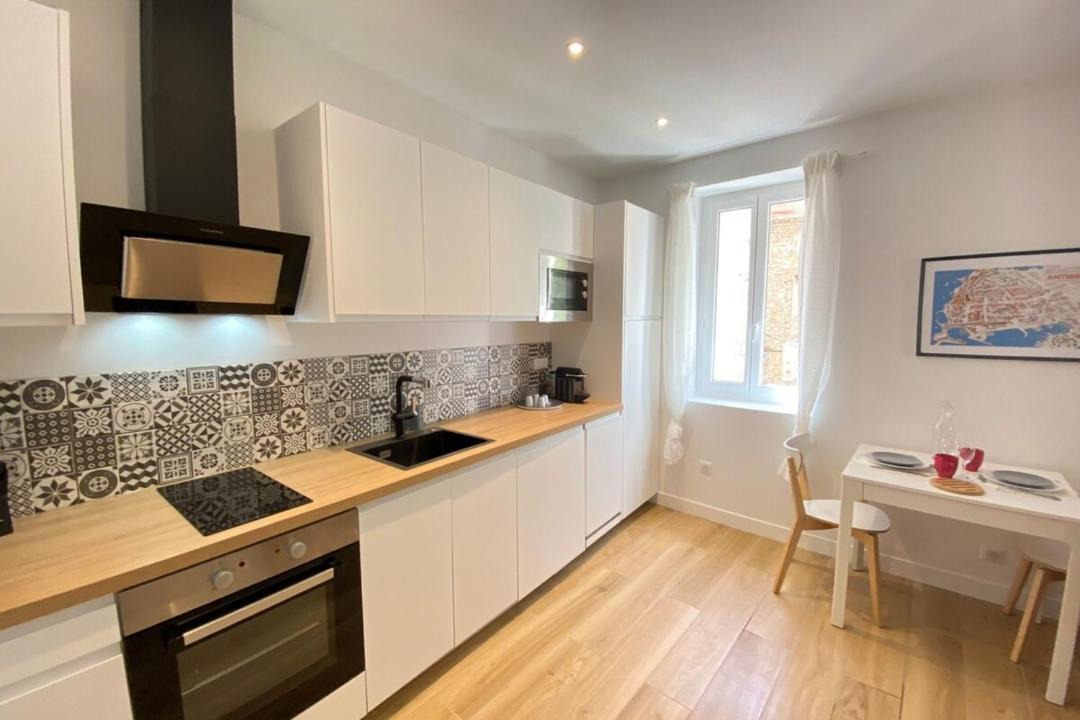 Photo of Kitchen in Antibes City Centre