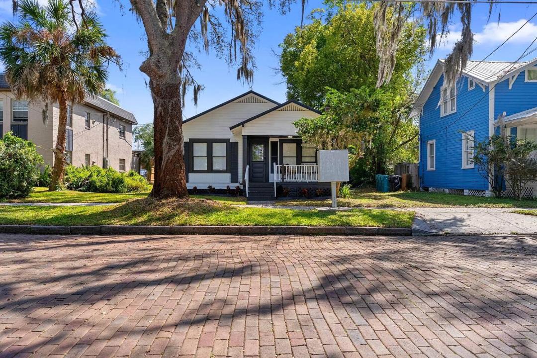 Photo of Others in Lake Eola Heights