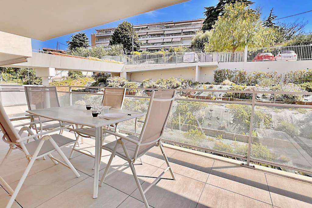 Photo of Patio Balcony in Saint-Augustin