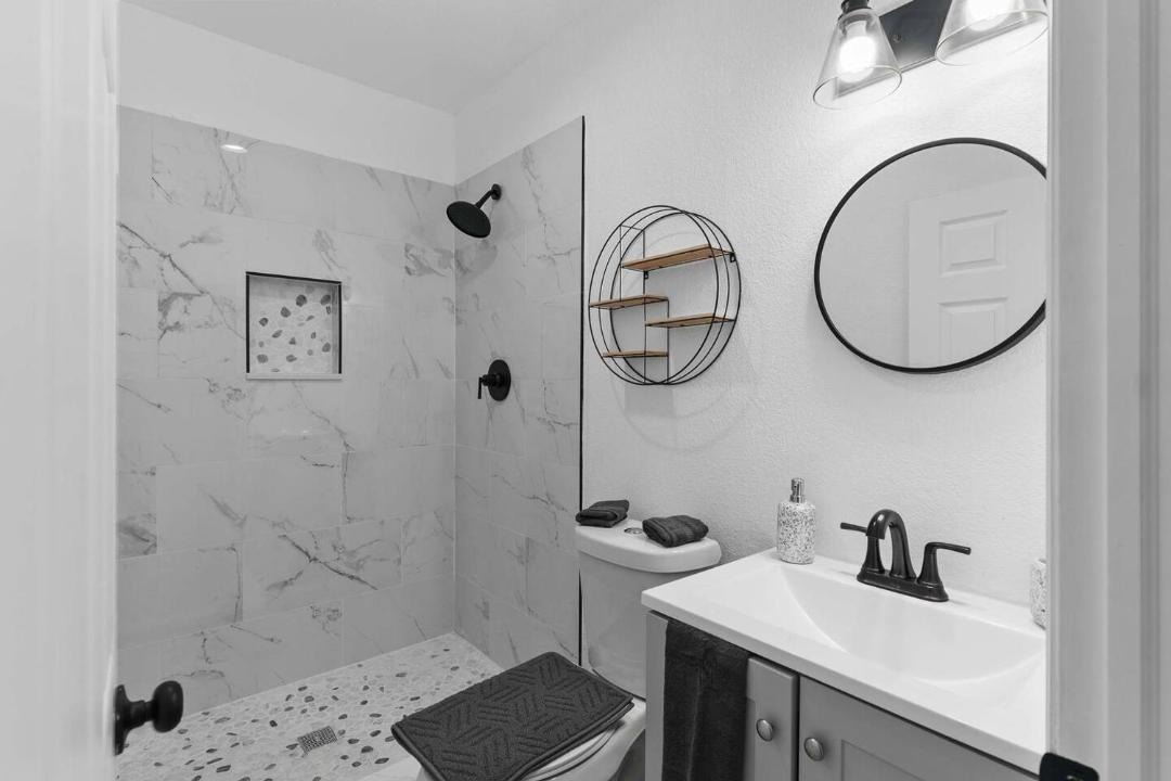 Photo of Bathroom in Lake Eola Heights