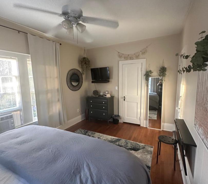 Photo of Bedroom in Lake Eola Heights