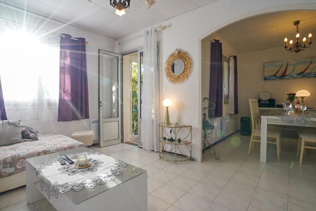 Photo of Livingroom in Mouans-Sartoux