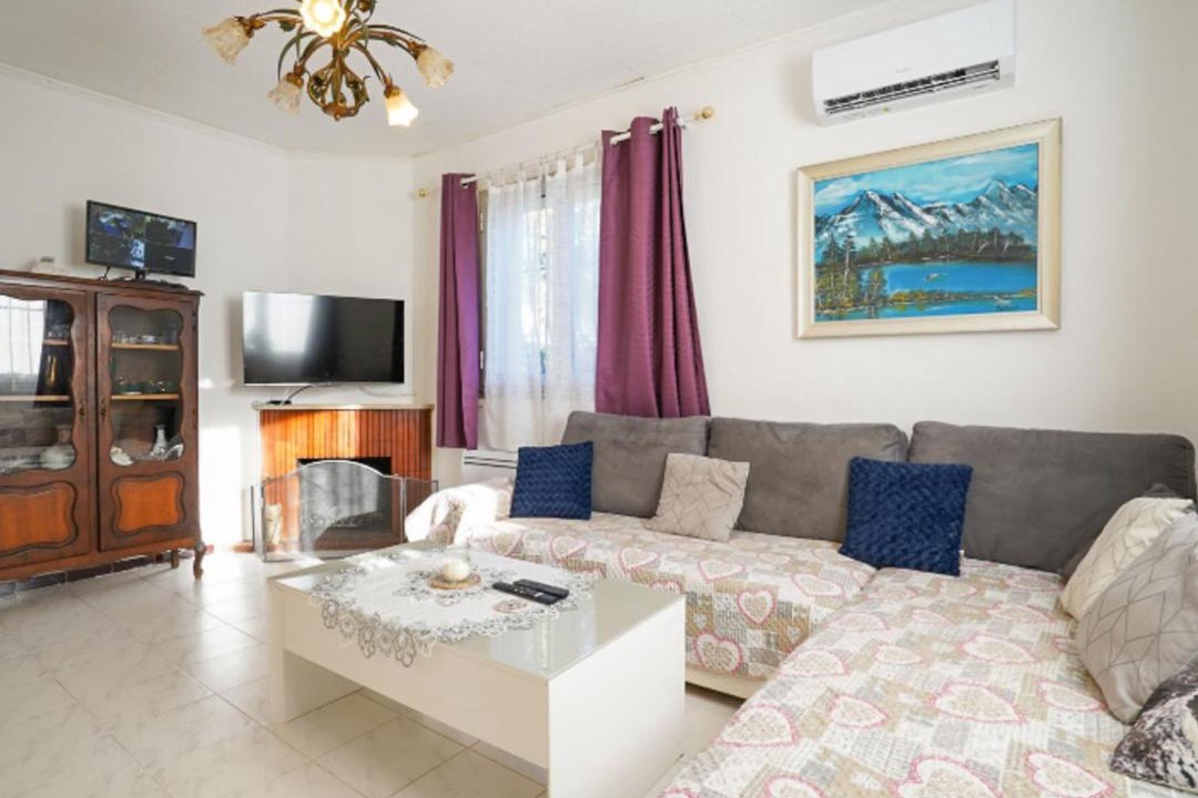 Photo of Livingroom in Mouans-Sartoux