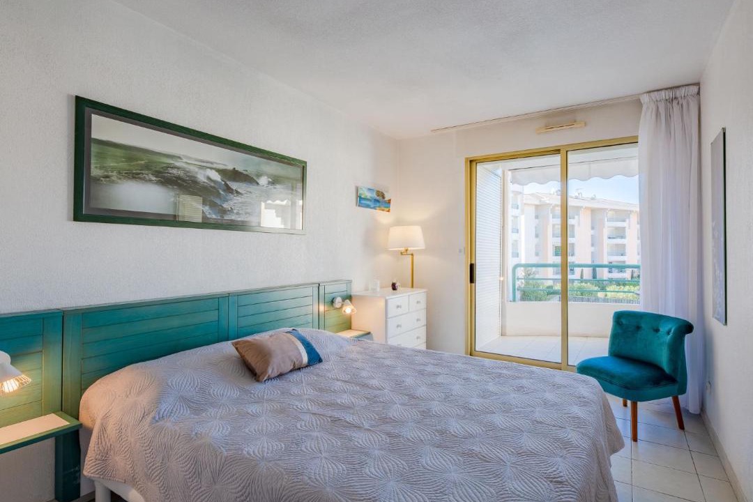 Photo of Bedroom in Frejus Port