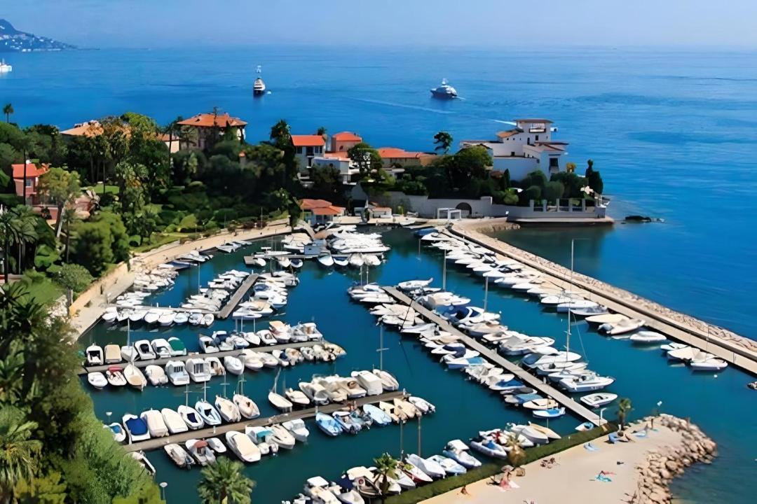 Photo of Others in Beaulieu-sur-Mer