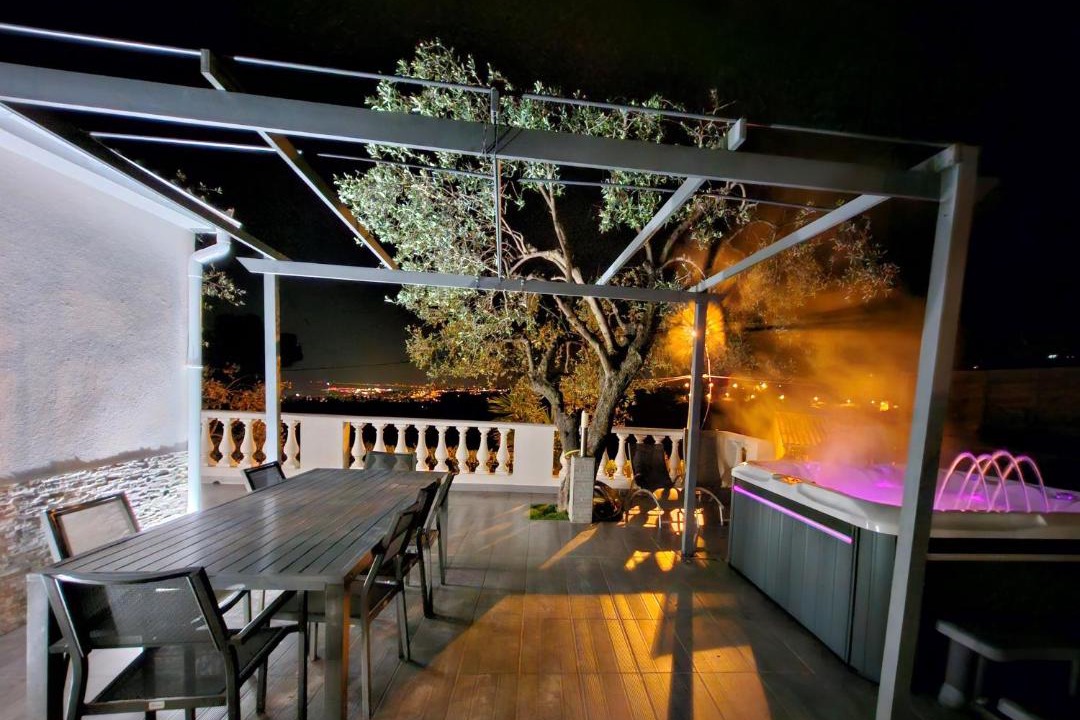 Photo of Patio Balcony in L'Ariane