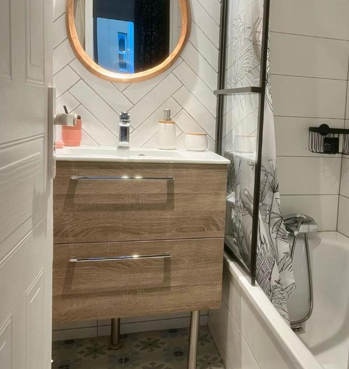 Photo of Bathroom in Antibes City Centre