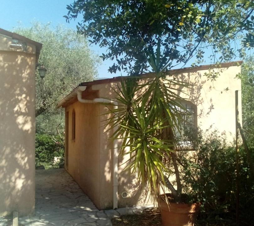 Photo of Buildings in Grasse