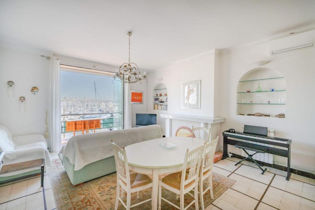 Photo of Livingroom in Le Suquet