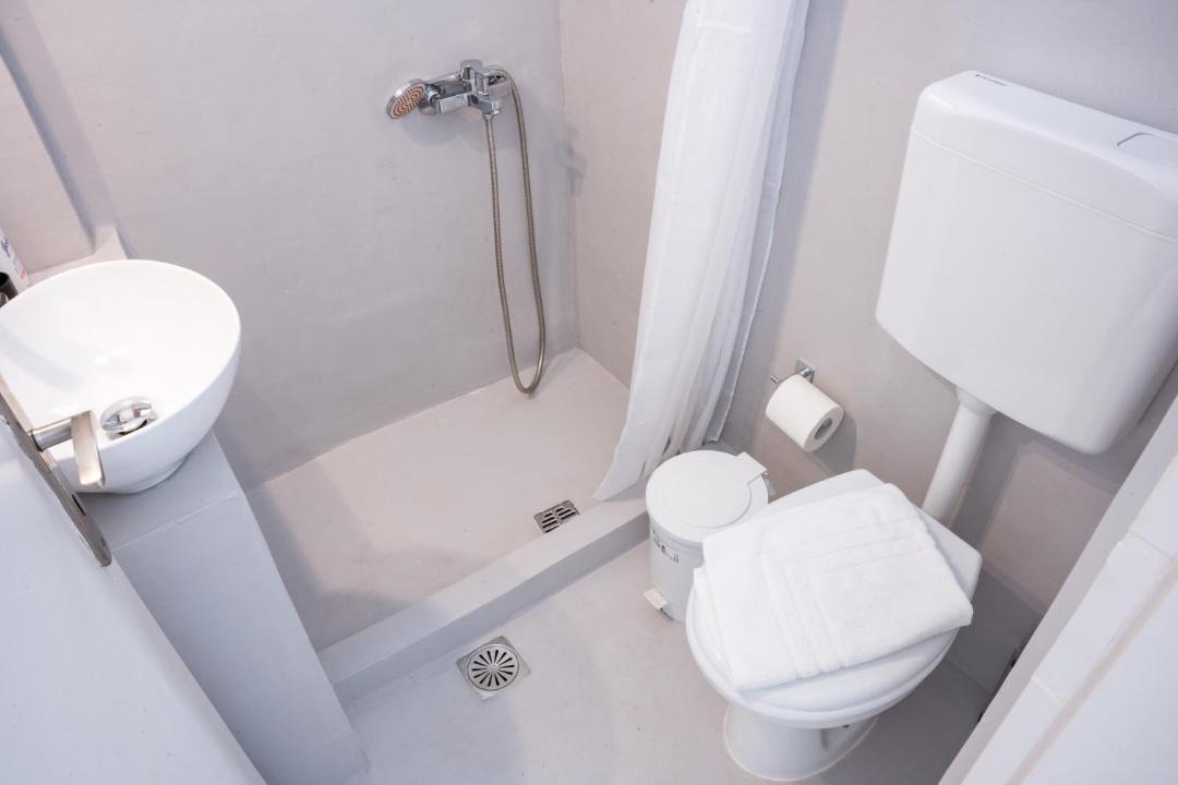 Photo of Bathroom in Fira