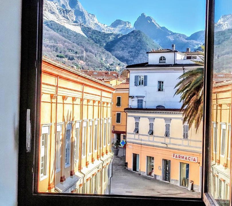 Photo of Others in Carrara