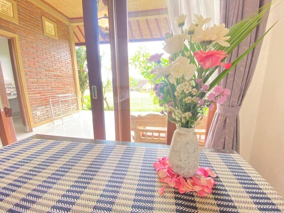 Photo of Bedroom in Sambahan