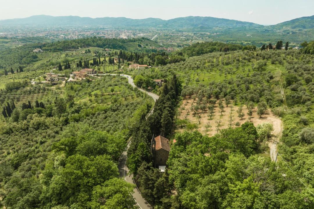 Photo of Outdoor in Saturnana