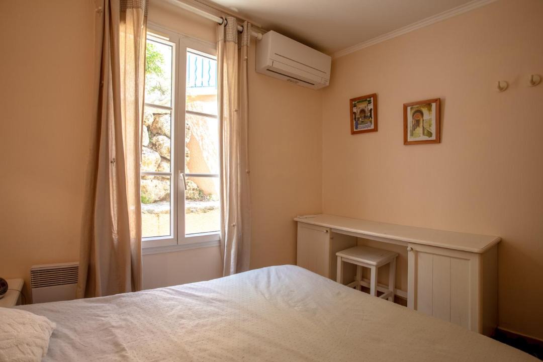 Photo of Bedroom in Les Restanques