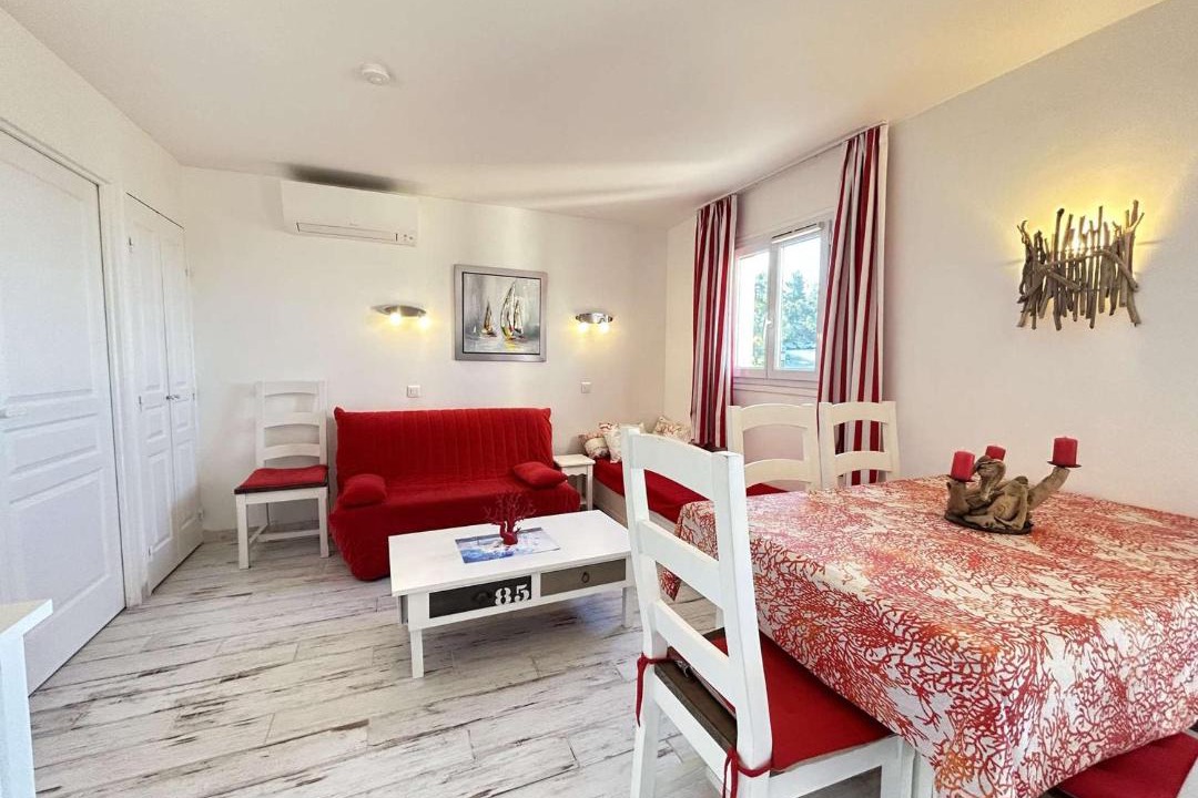 Photo of Bedroom in Les Issambres