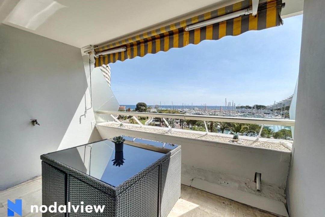 Photo of Patio Balcony in Villeneuve Loubet Beach