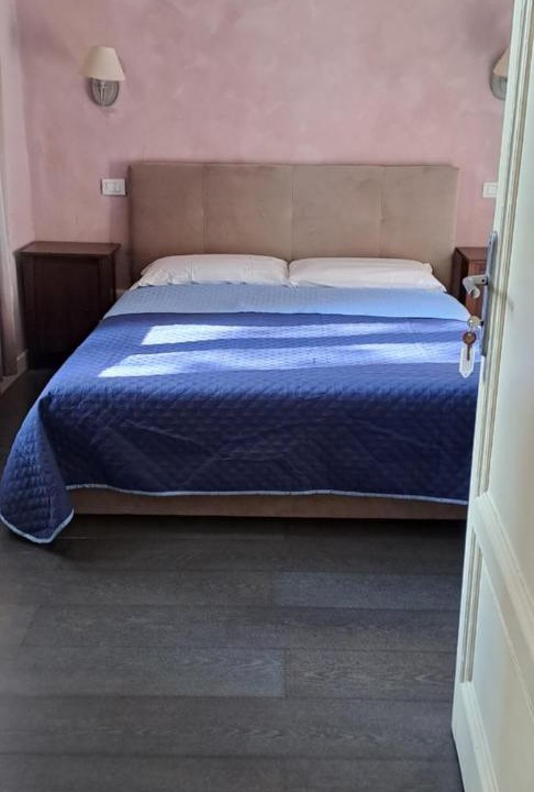 Photo of Bedroom in Pisa