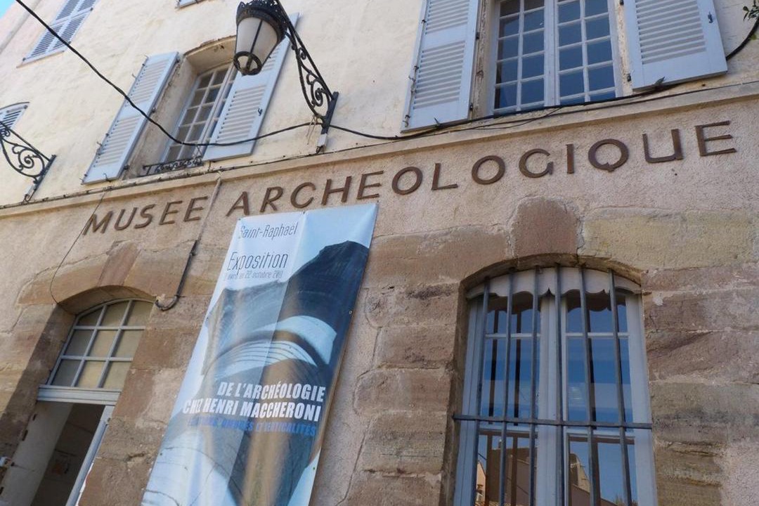Photo of Buildings in Saint-Raphael