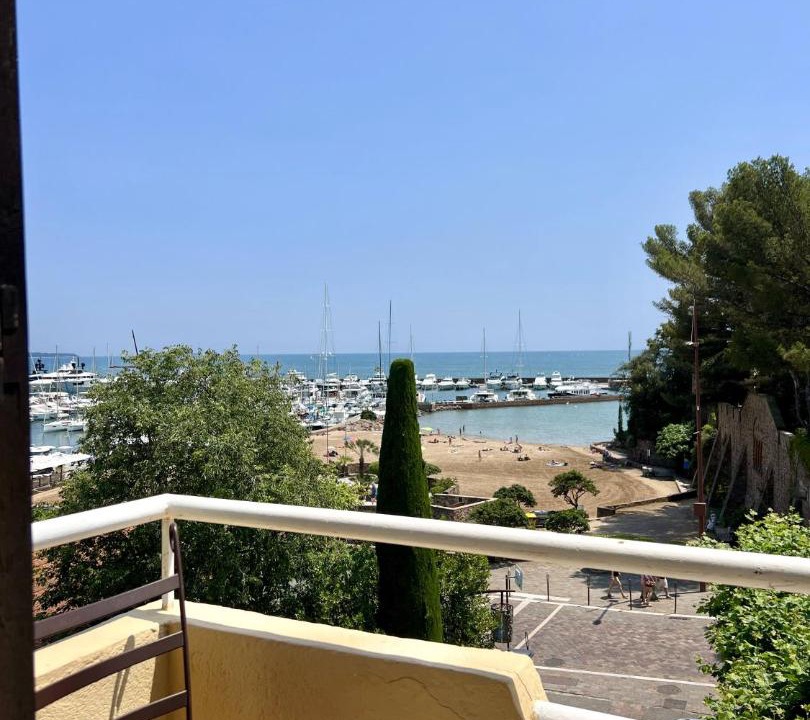 Photo of Others in Mandelieu-la-Napoule Beach