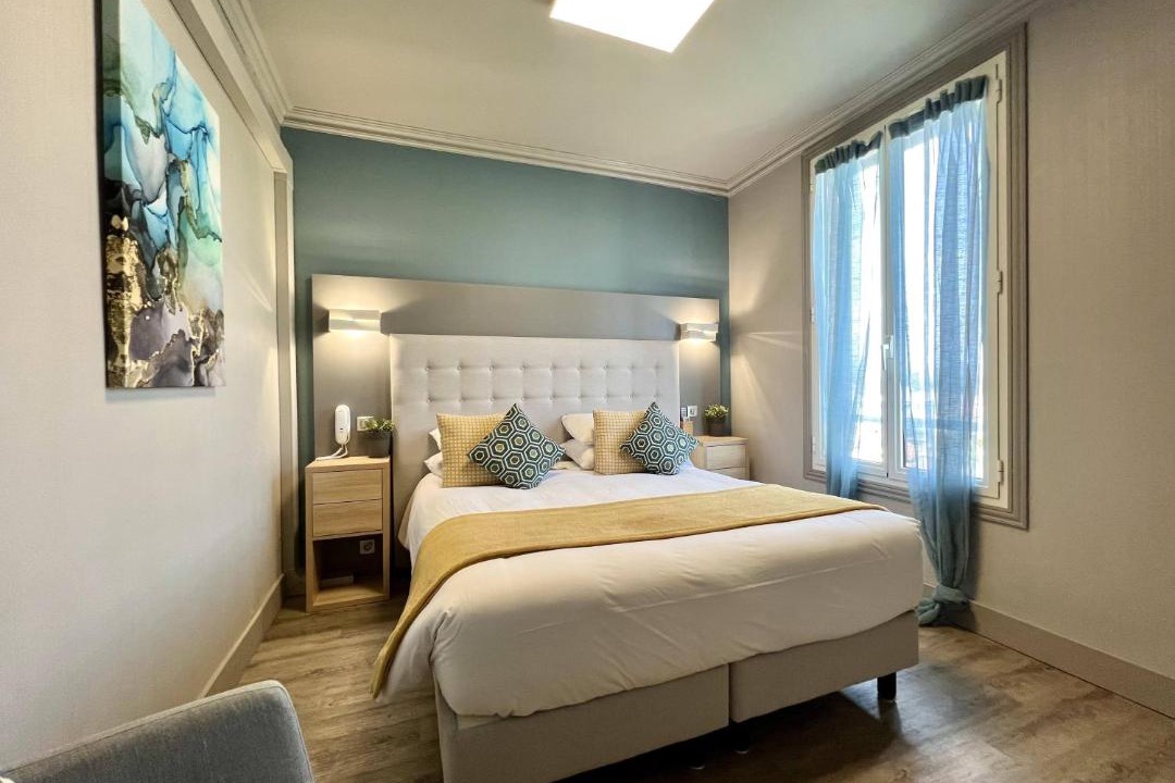 Photo of Bedroom in Mandelieu-la-Napoule Beach