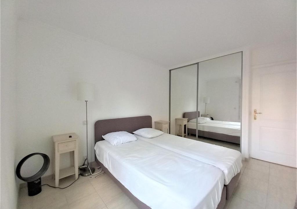Photo of Bedroom in Saint-Aygulf