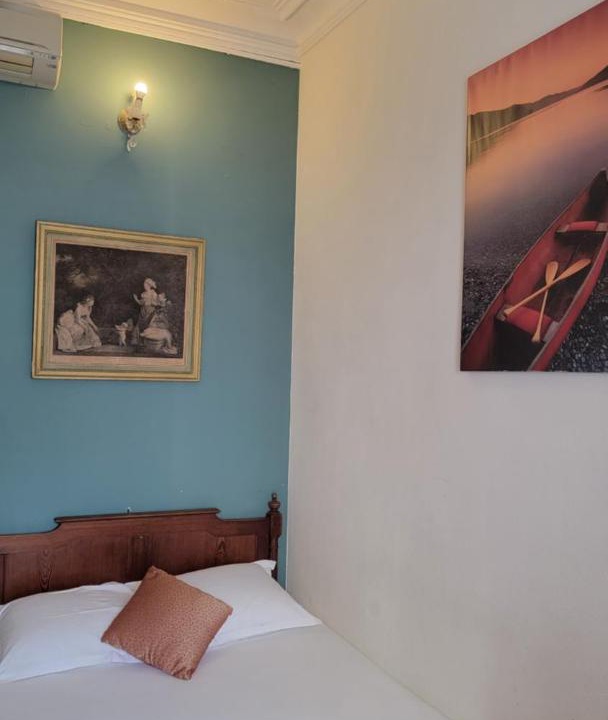 Photo of Bedroom in Les Baumettes