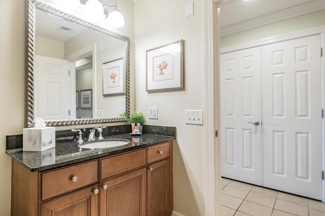 Photo of Bathroom in Reunion