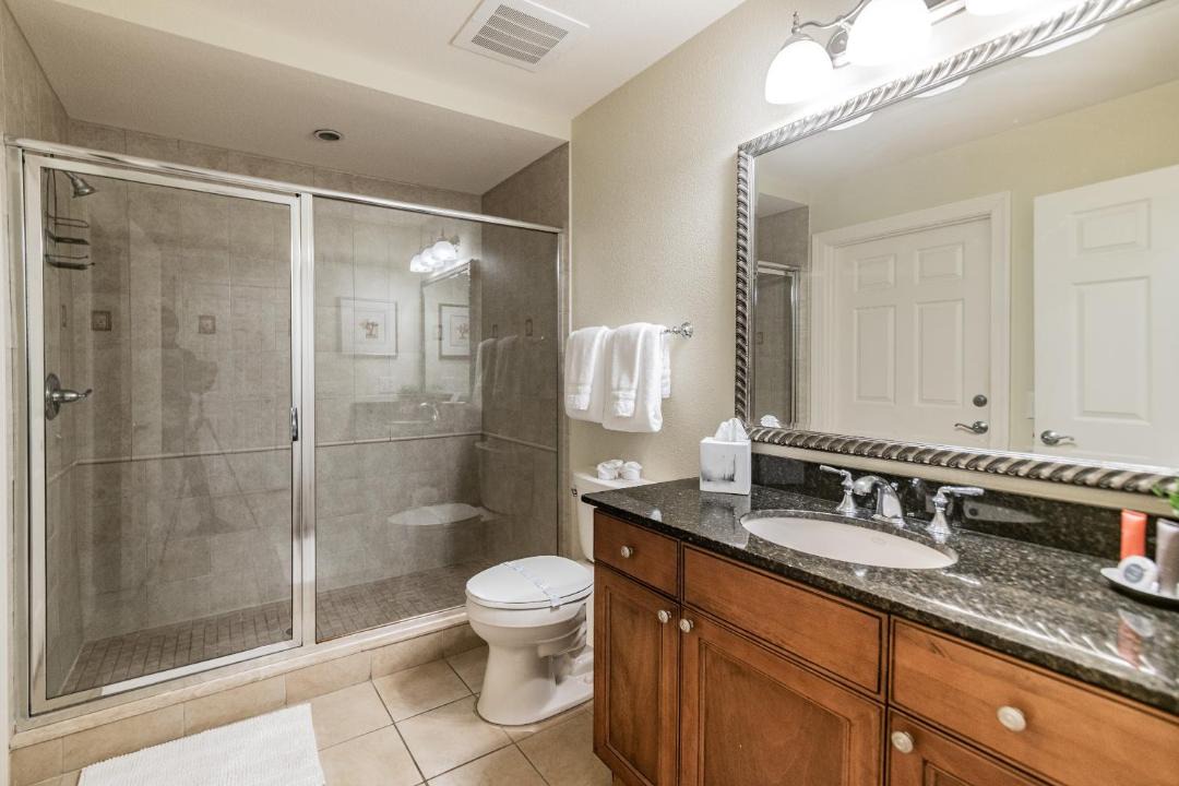 Photo of Bathroom in Reunion