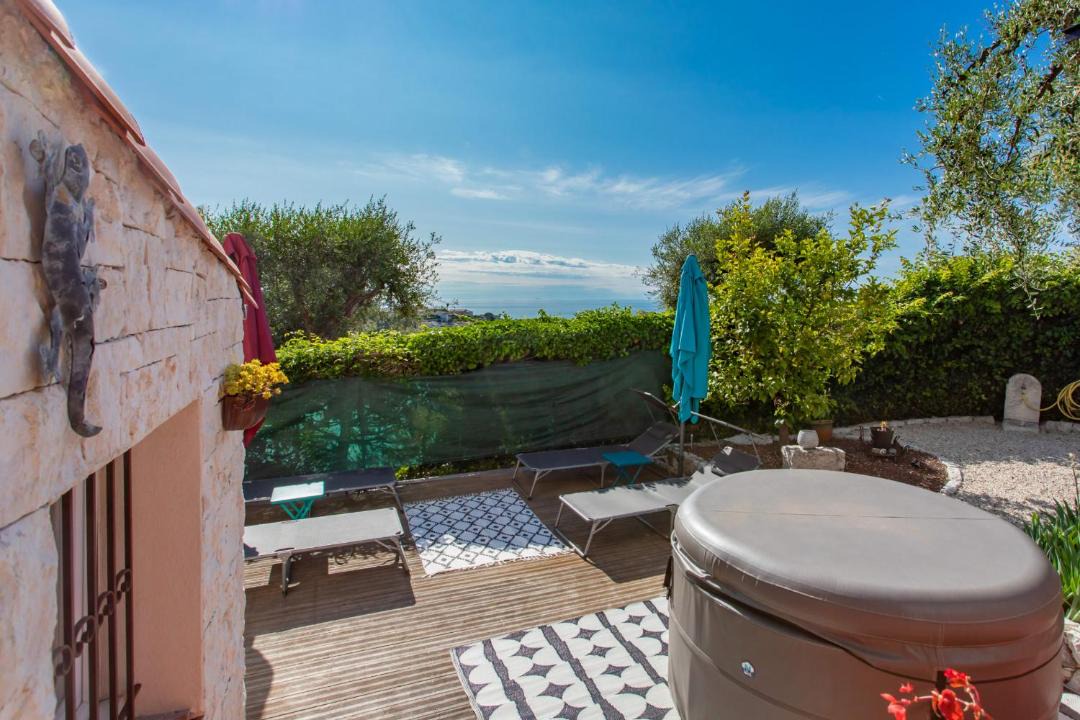Photo of Patio Balcony in Saint Antoine