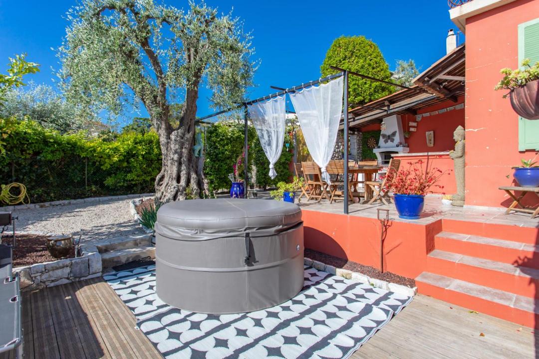 Photo of Patio Balcony in Saint Antoine