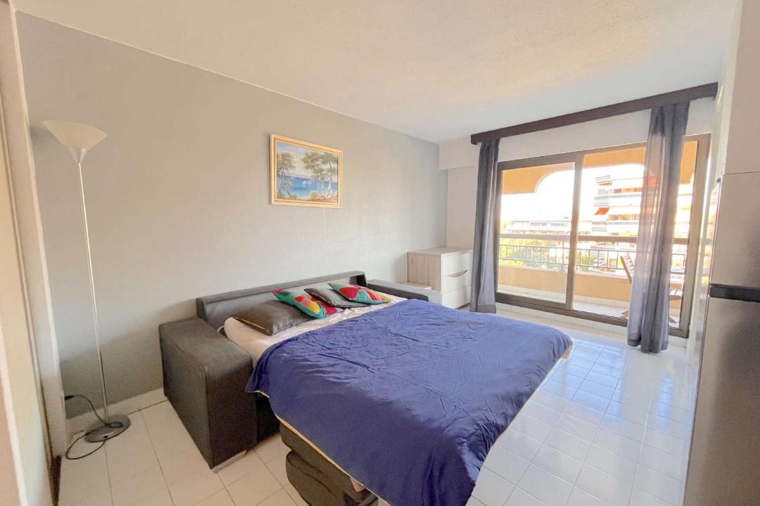 Photo of Bedroom in Frejus Plage
