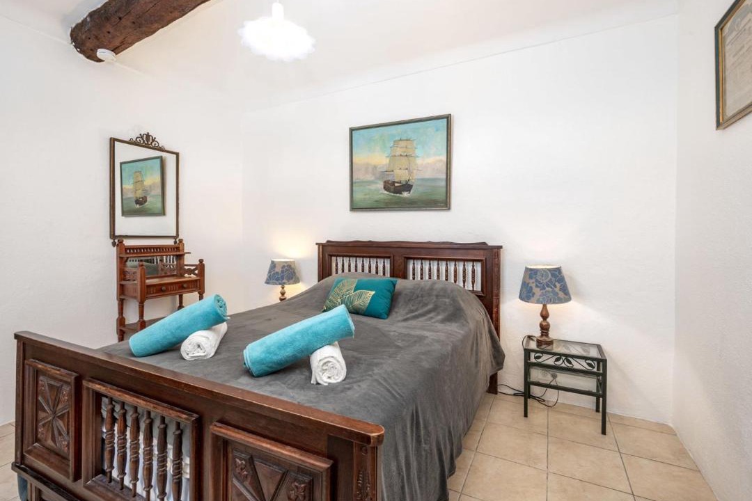Photo of Bedroom in Antibes Old Town