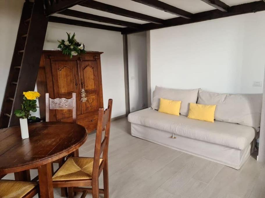 Photo of Livingroom in Theoule-Superieur