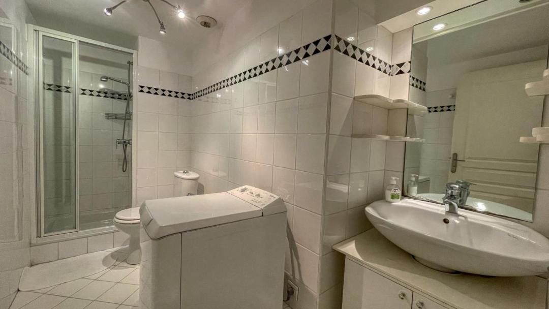 Photo of Bathroom in Beausoleil