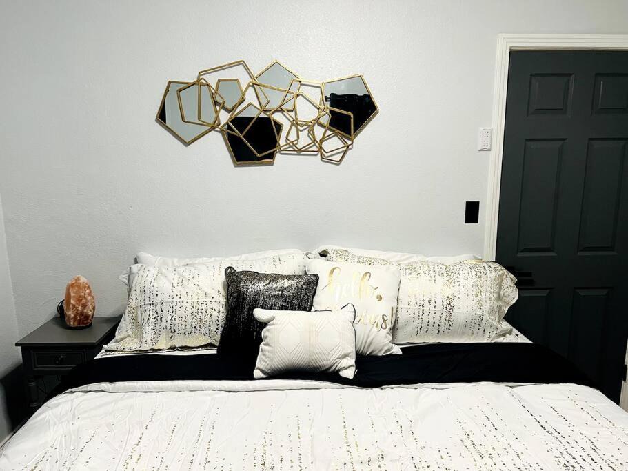 Photo of Bedroom in Pine Hills